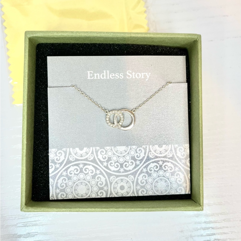 Connected Circle Necklace